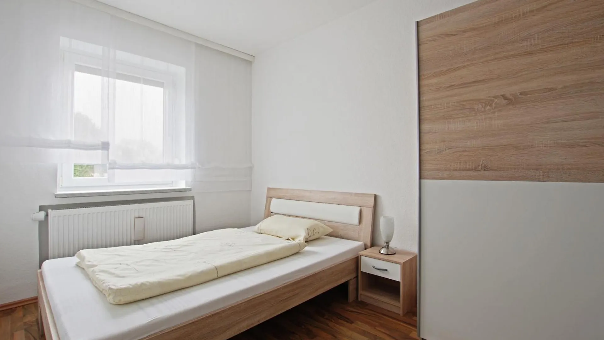 Private Rooms Hannover - Room Agency Homestay