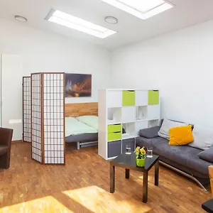https://apartment11-wartburg.topcolognehotels.com